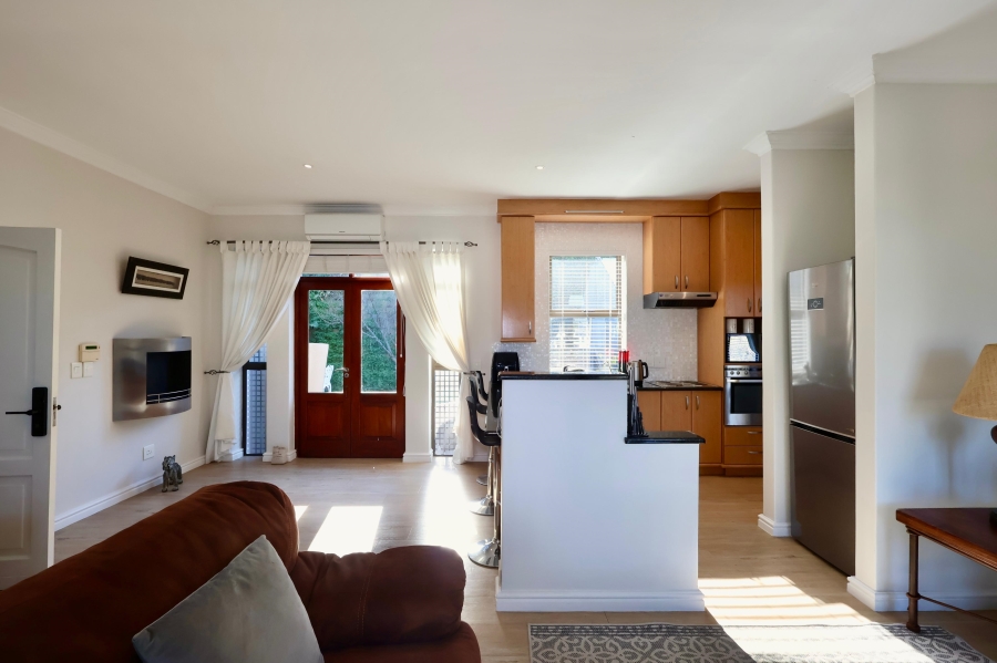 To Let 1 Bedroom Property for Rent in Kanonberg Western Cape